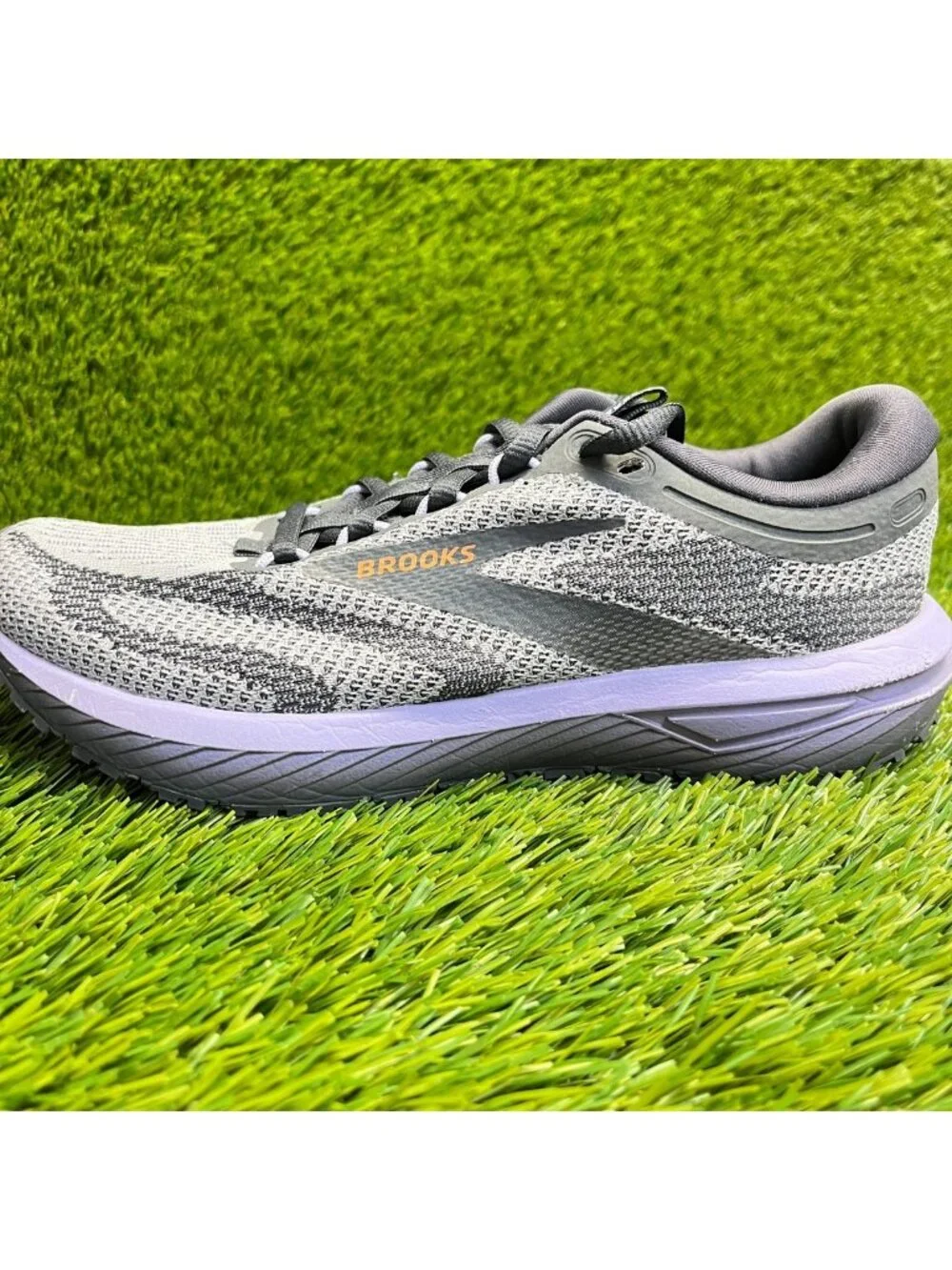 Brooks Revel 7 Womens Size 6 Gray Purple Athletic Running Walking Shoes Sneakers